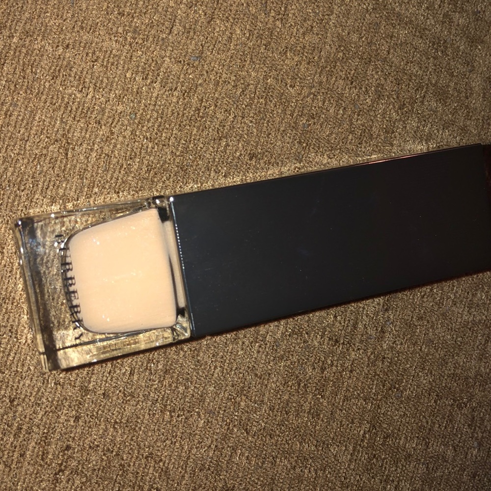Burberry foundation